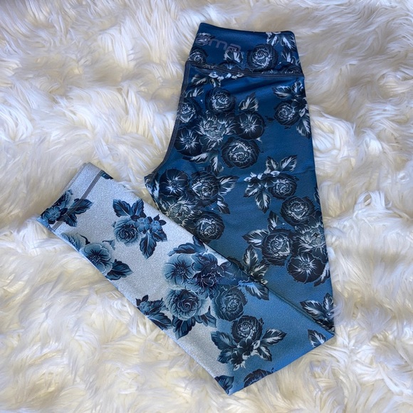 NIYAMA Blue Rose Leggings M - Picture 9 of 12